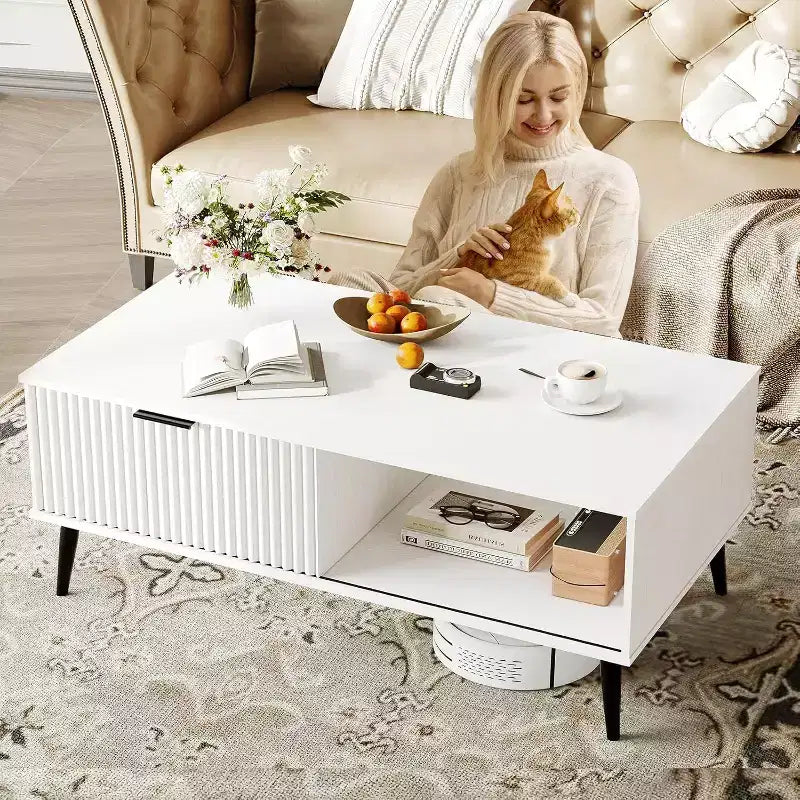 Table basse Mid-Century Moderne avec porte coulissante et 2 niveaux de rangement, pieds en bois massif Table de cocktail en bois pour salon et bureau