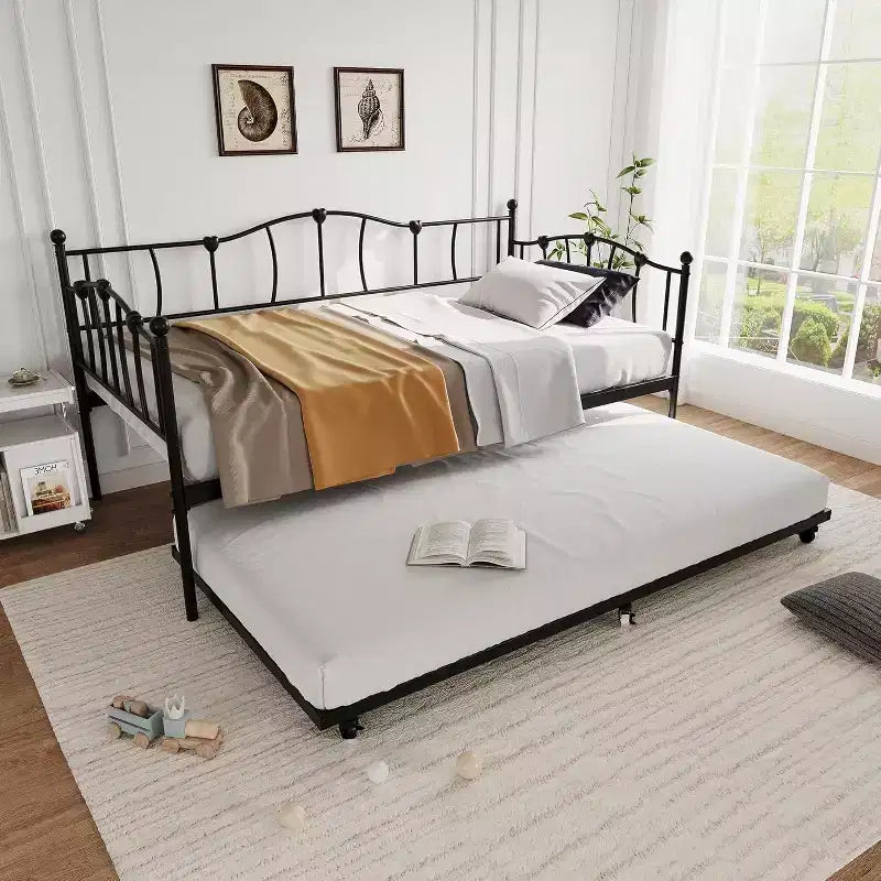 Cadre de Lit de Repos en Métal Taille Double avec Lit Gigogne, Lit de Jour Taille Double avec Lit Gigogne Coulissant, Design Cœur, avec Support de Lattes en Acier