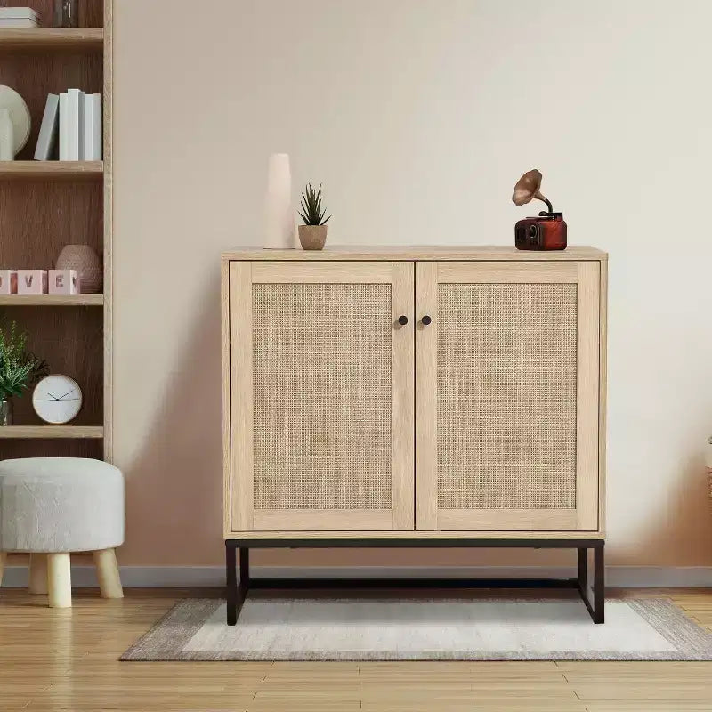 Buffet en Rotin avec Rangement, Armoire de Rangement avec Portes Décoratives, Meuble de Cuisine Multi-Fonctionnel pour Salon, Couloir, Entrée