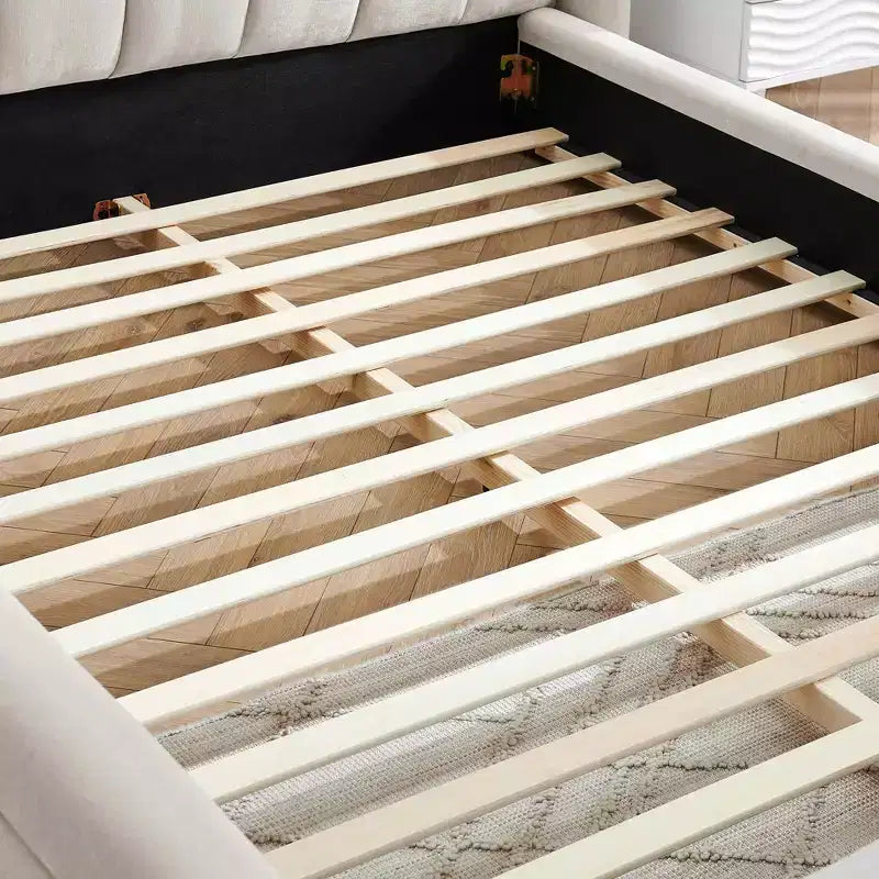 Cadre de lit rembourré avec tête de lit en tissu épais et structure solide pour chambre à coucher beige