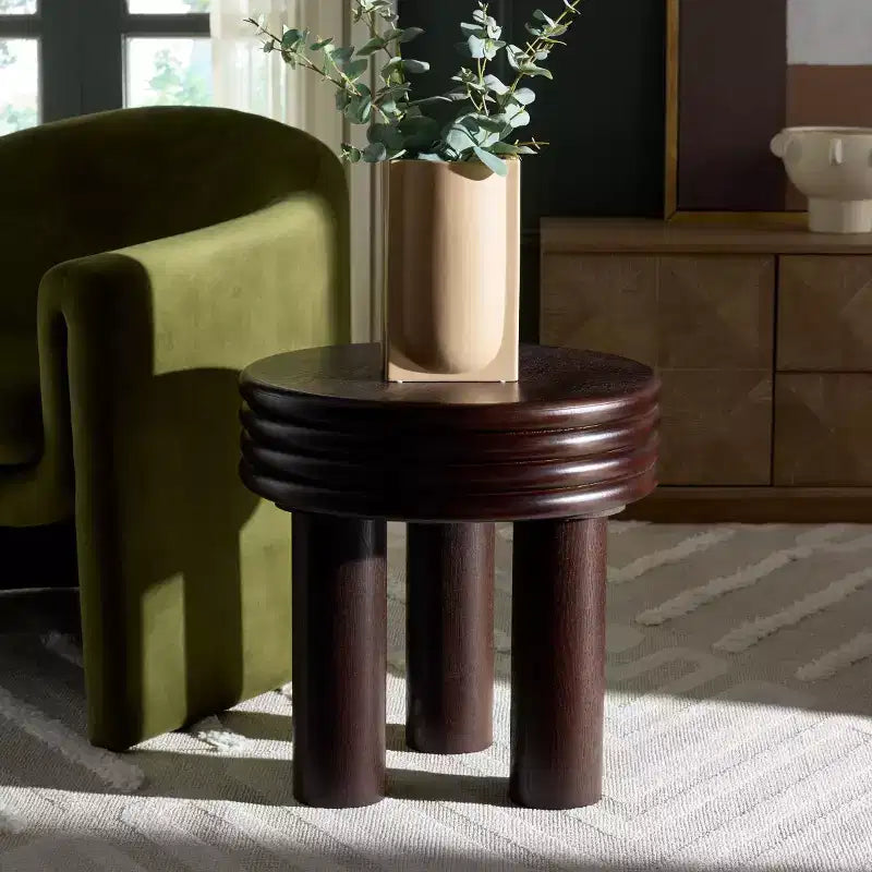 Table d'appoint décorative marron foncé