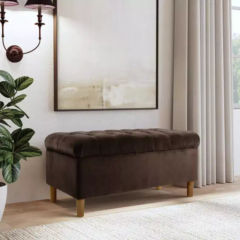 Banc de rangement capitonné avec pieds coniques en bois
